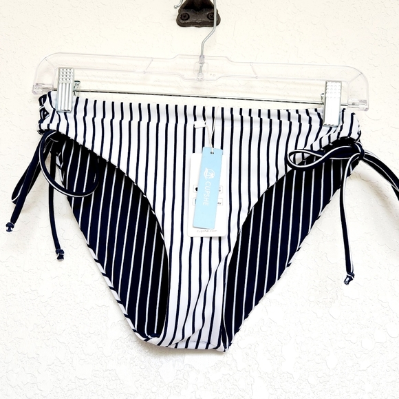 Cupshe Reversible Striped Bikini Bottom Only - Picture 4 of 11